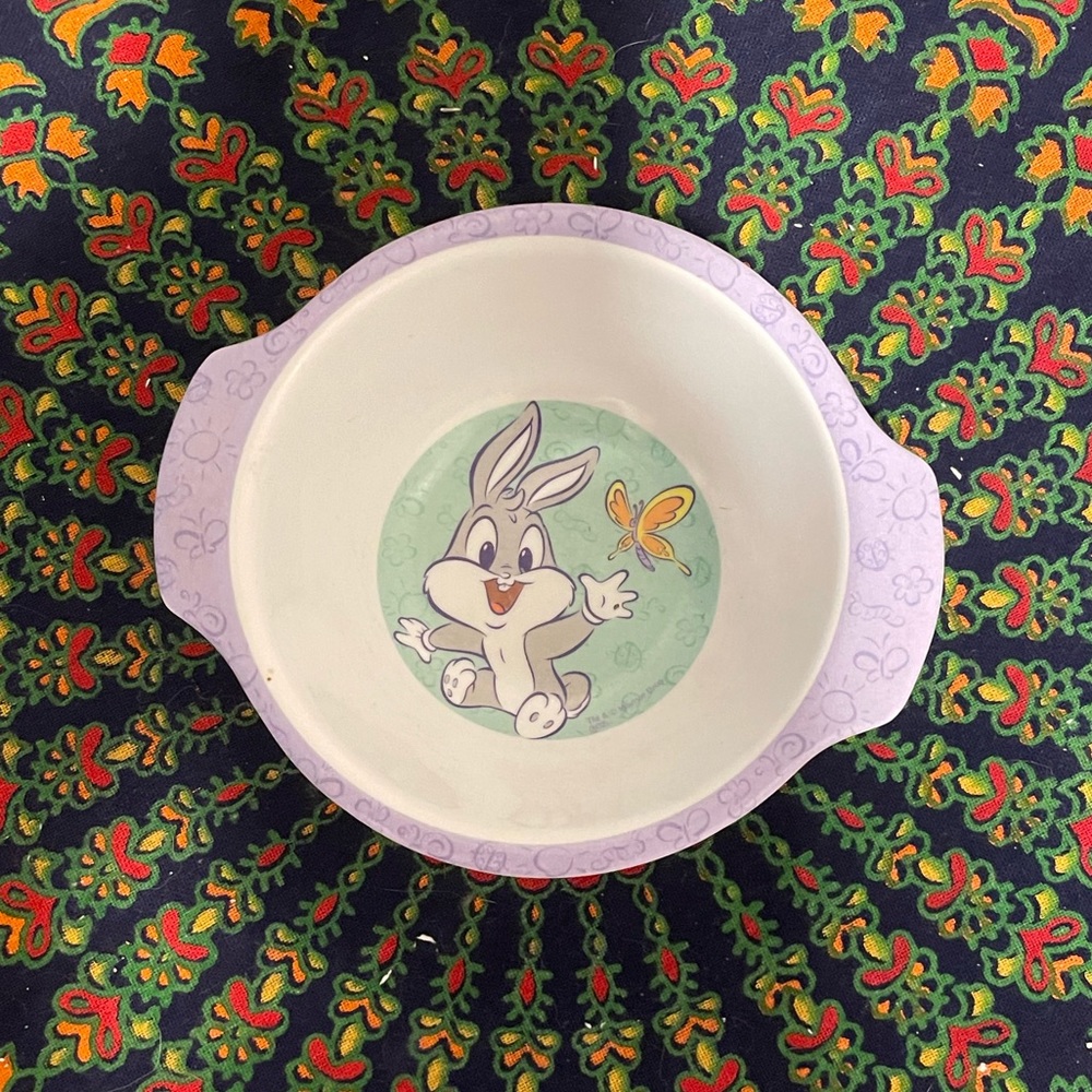 Vintage Zak brand  tiny toons tiny bowl with bugs bunny.